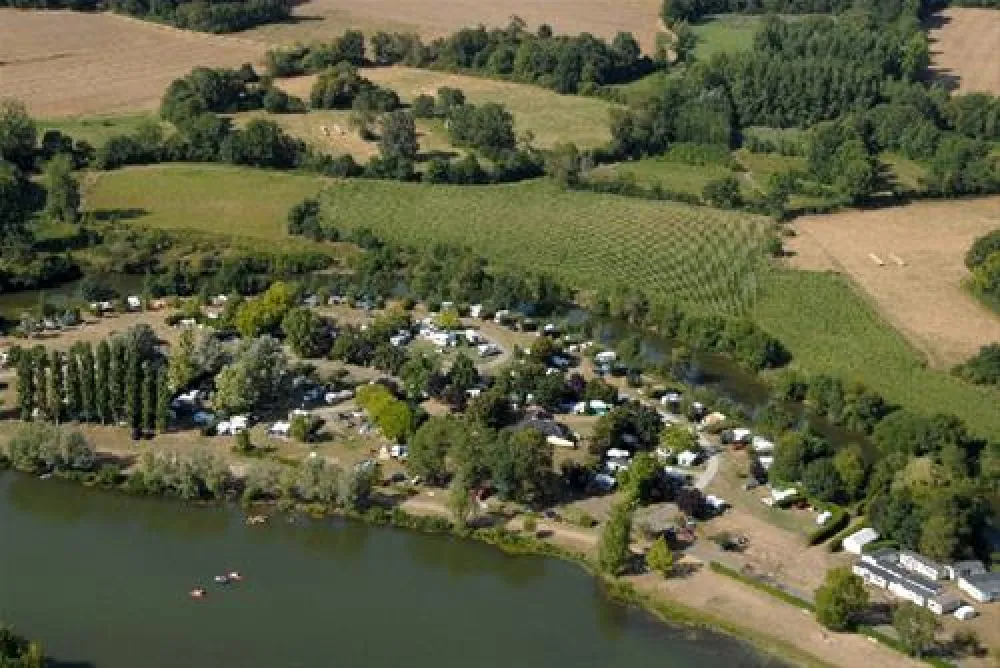 Flower camping -  Le Lac des Varennes  
