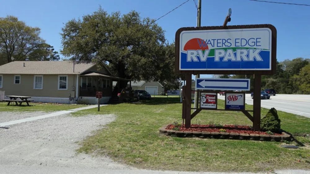 Waters Edge RV Park