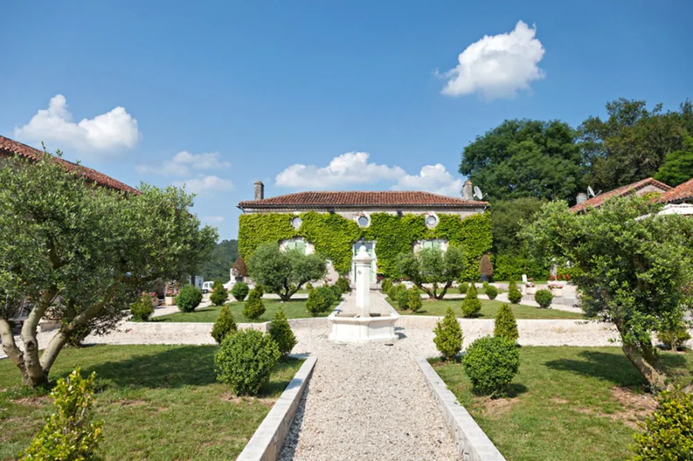Castel Les Gorges Du Chambon  