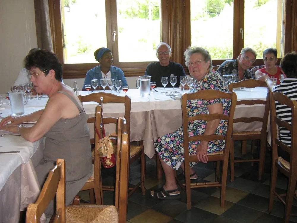 Camping Municipal Le Chateau Du Couffour