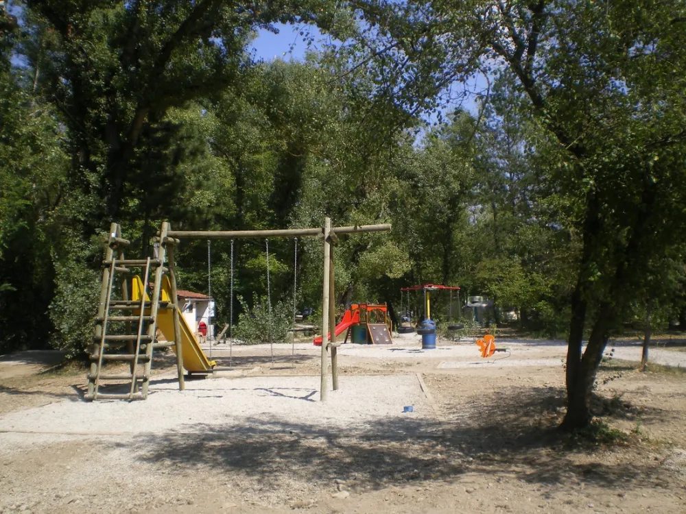 Camping Les Acacias