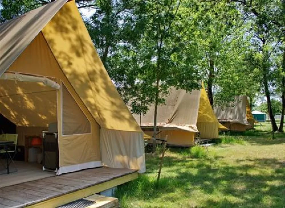 Flower Camping Le Lidon