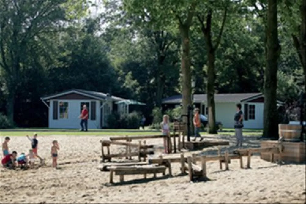 Vakantiepark De Twee Bruggen