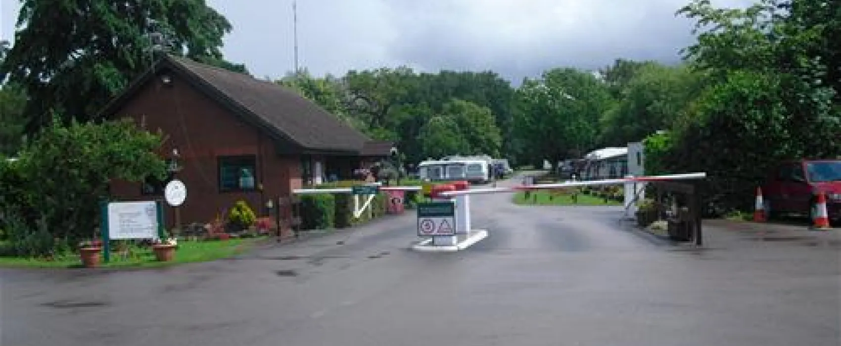 Camping and Caravanning Club Site Hertford