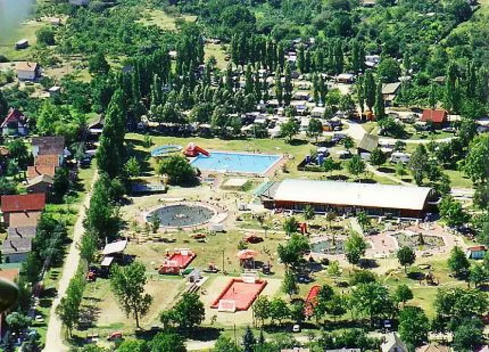 Tisza-parti Termálfürdö Camping