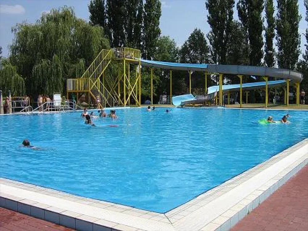 Tisza-parti Termálfürdö Camping