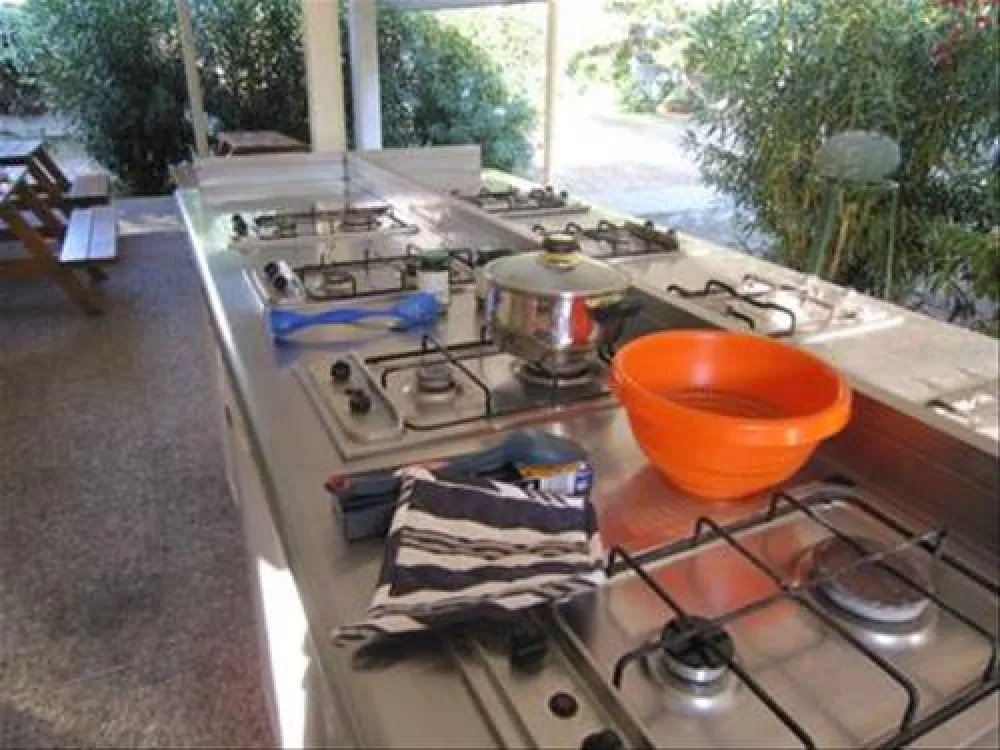 Camping Karavomilos Beach