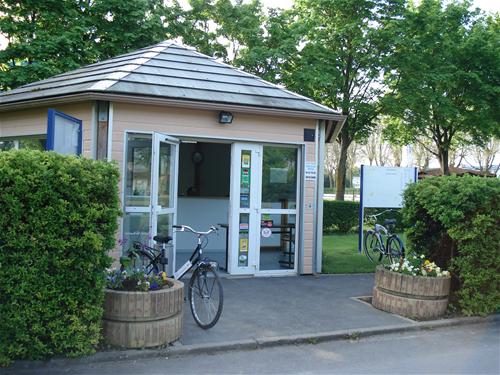 Camping Municipal EPERNAY in Frankreich - Spottocamp - Spottocamp