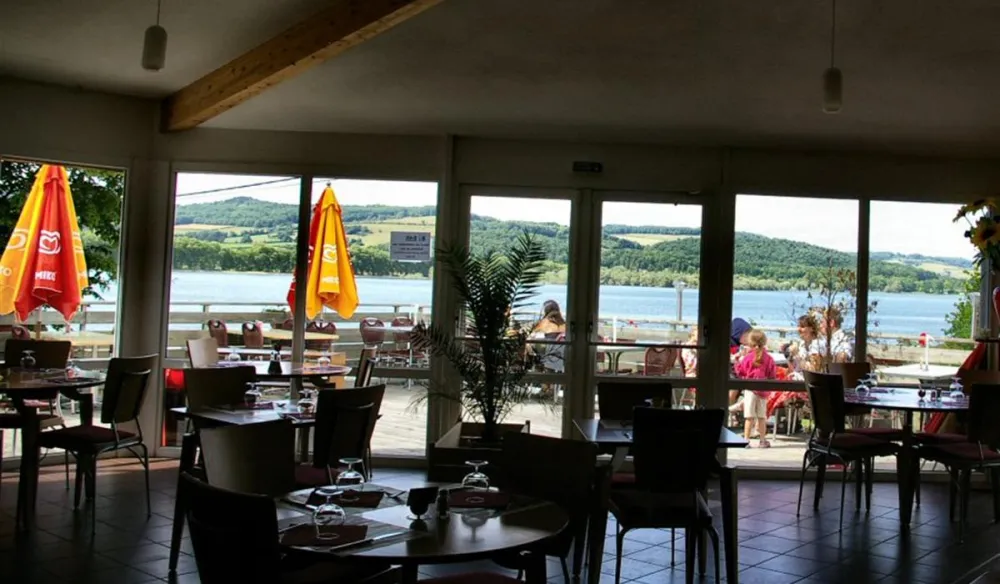 Camping du Lac de Panthier