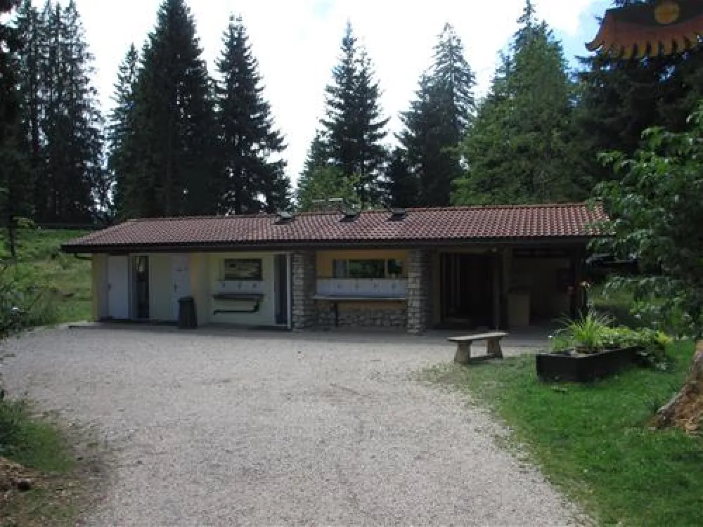 Camping Sous-la-Neuvevie