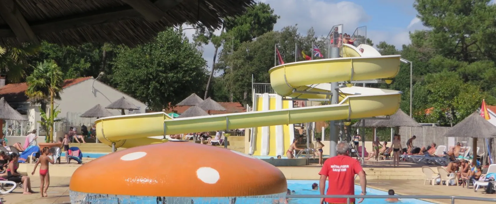 Camping Caravaning Les Biches  