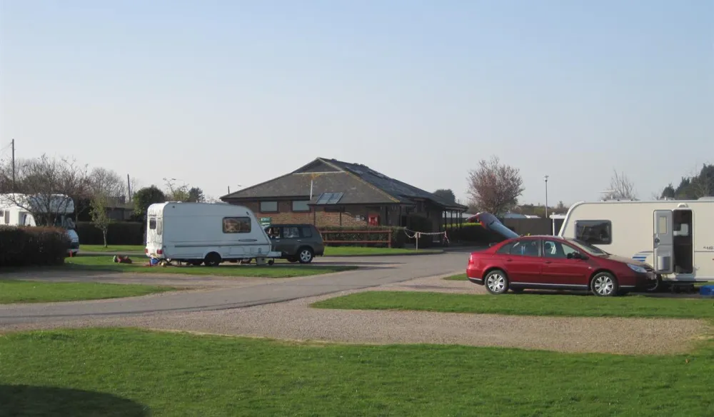 Black Horse Farm Caravan Club Site