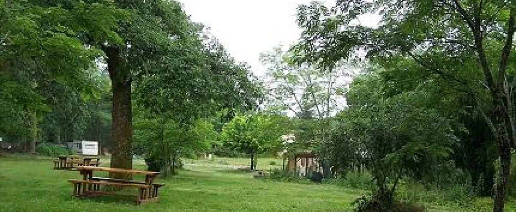 Camping Vert Bord'Eau