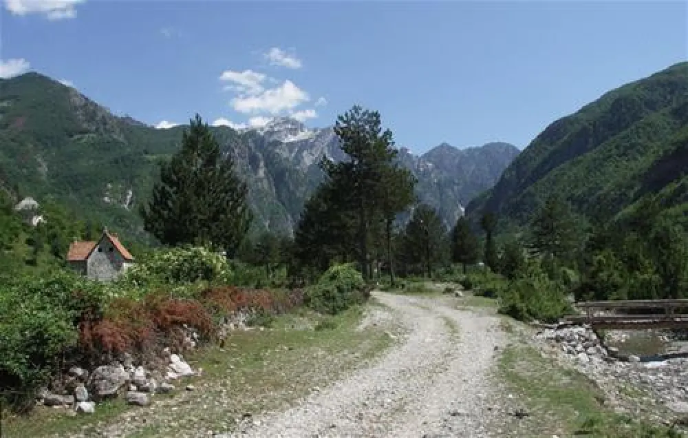 Camping Rupa Guesthouse & Camping