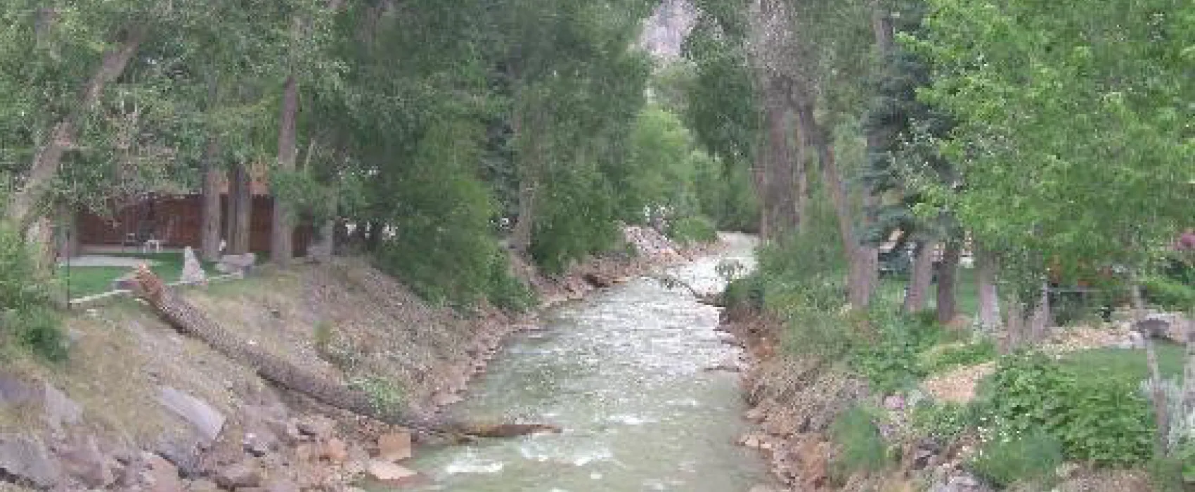 4J+1+1 RV Park & Campground