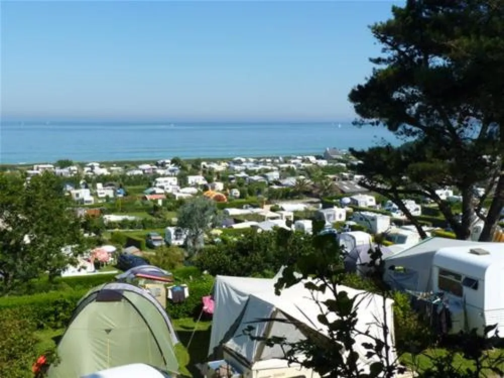 Camping de la Plage de Saint-Pabu  