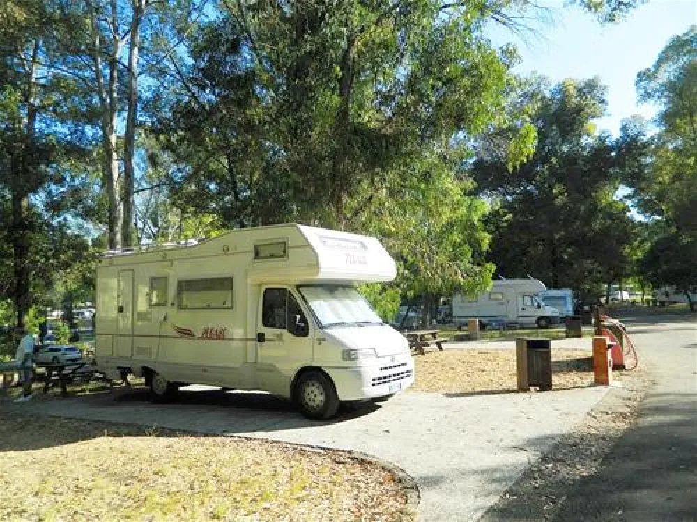 Lisboa Camping & Bungalows