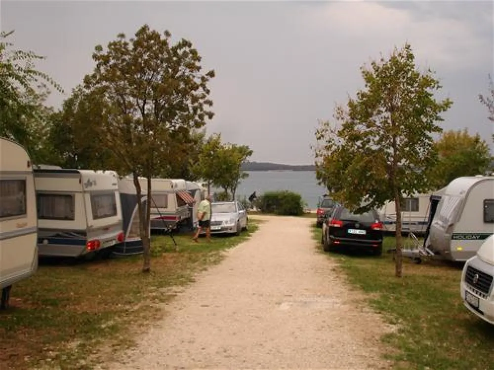 Camping Bi Village