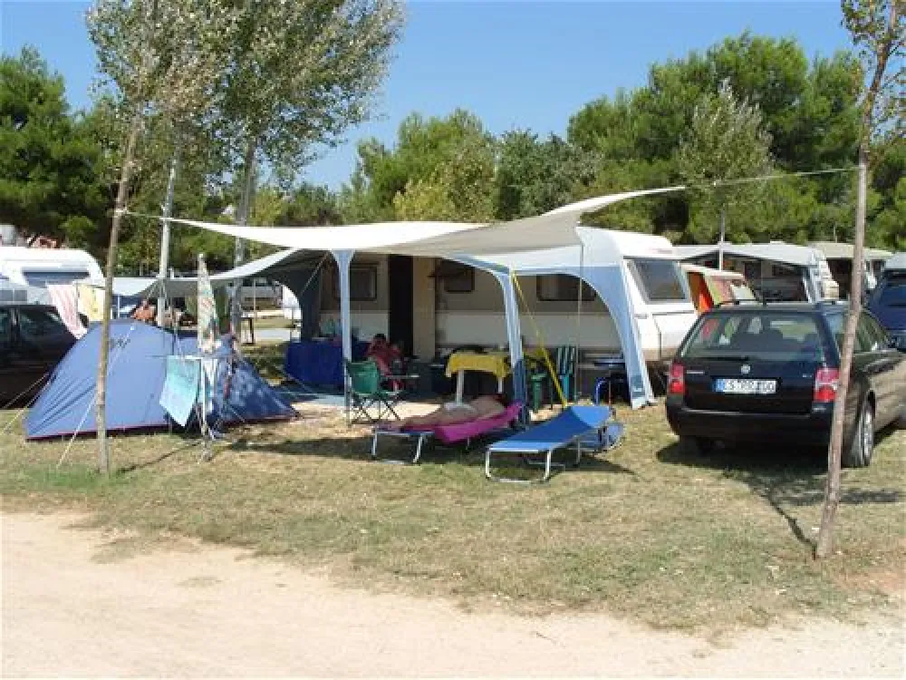 Camping Bi Village