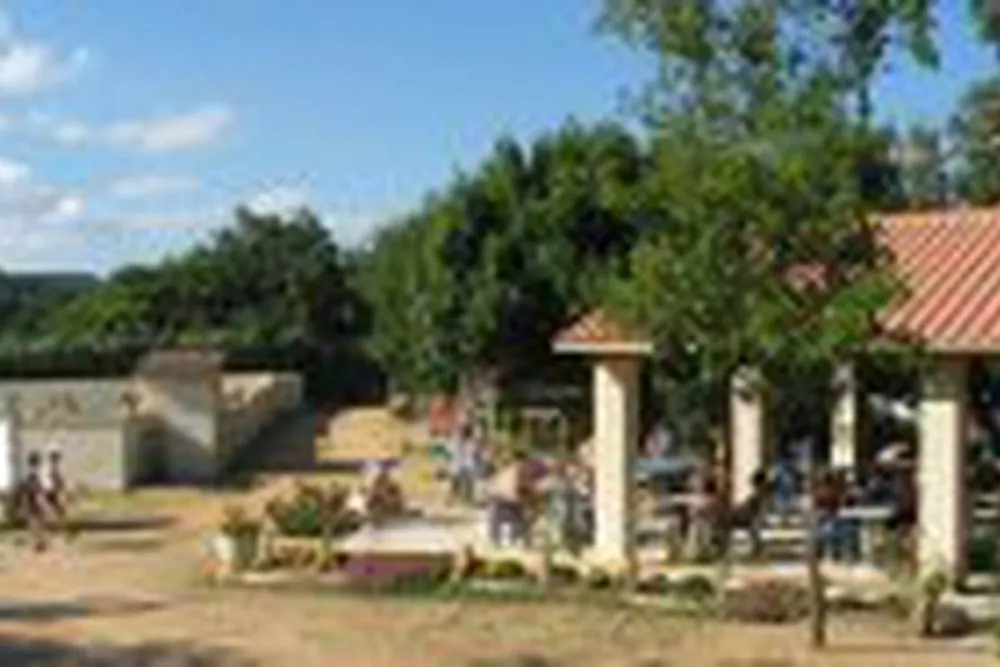 Camping Municipal de St Michel de Chabrillanoux