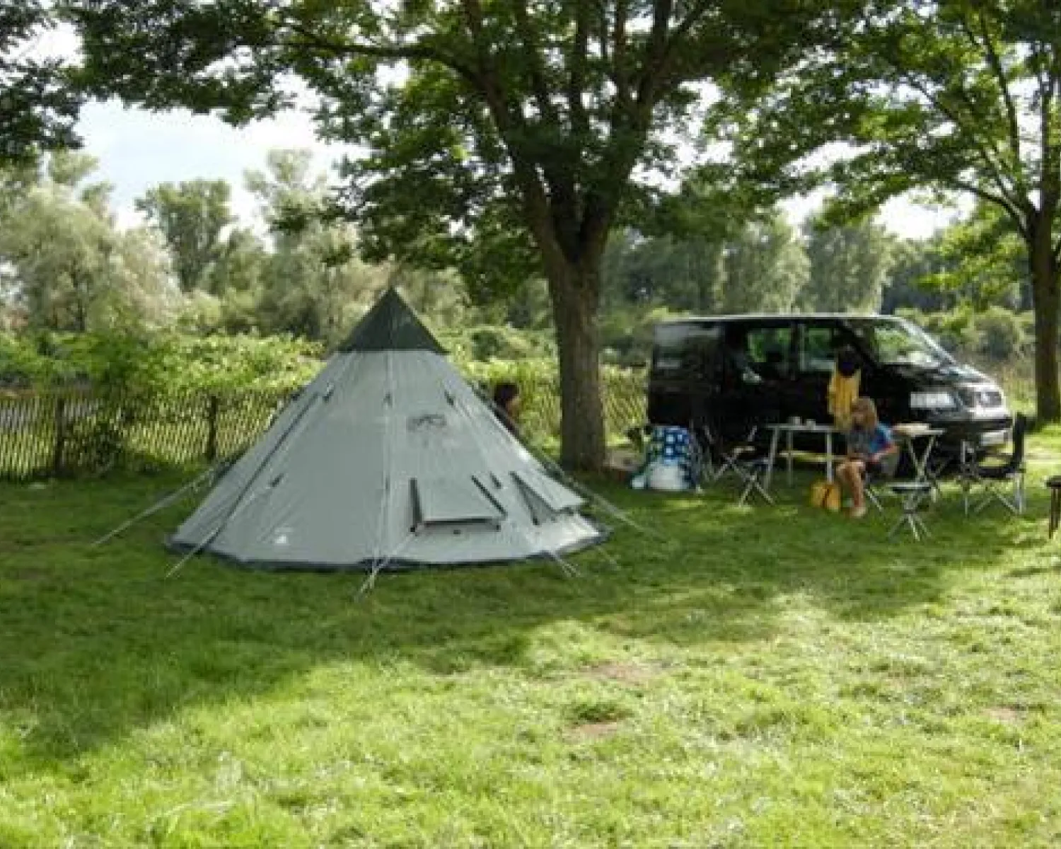 swags and tents Sundowner Swag 2P  Spacious 2-Person Swag
