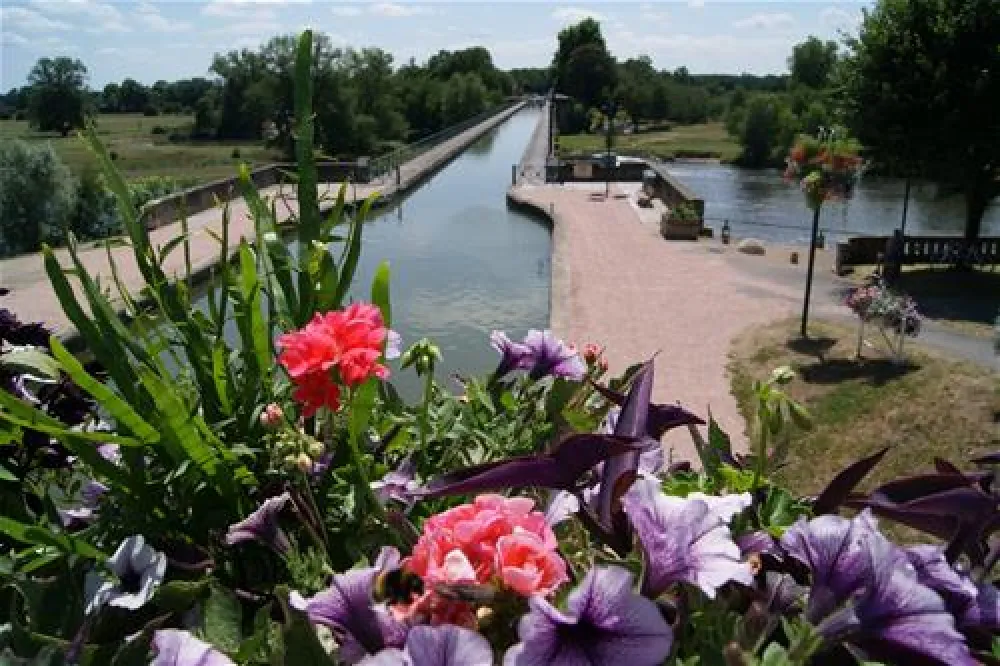 Camping La Chevrette  