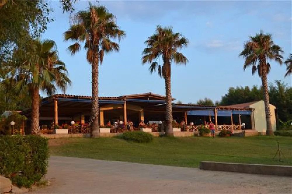 Campsite Fournia Beach