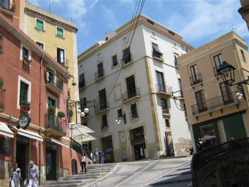 Camping Torre de la Mora