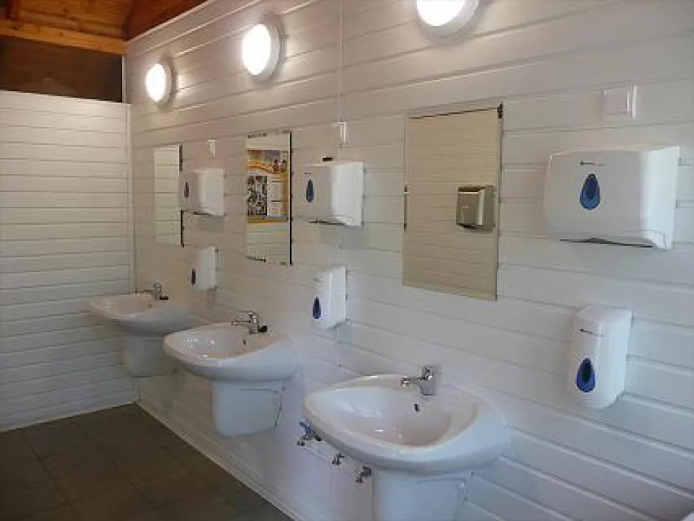 Camping Jonathermál AG