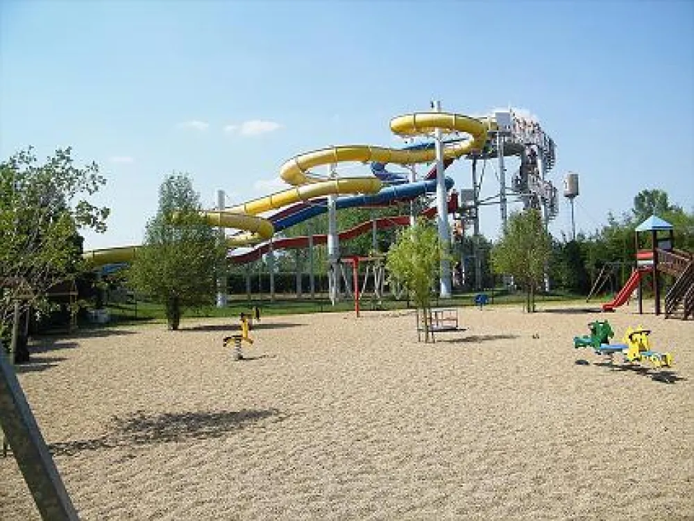 Camping Jonathermál AG