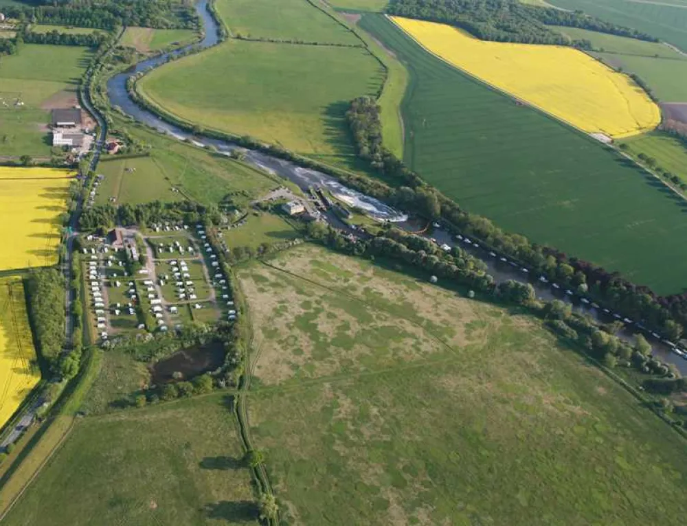York Naburn Lock Caravan Park