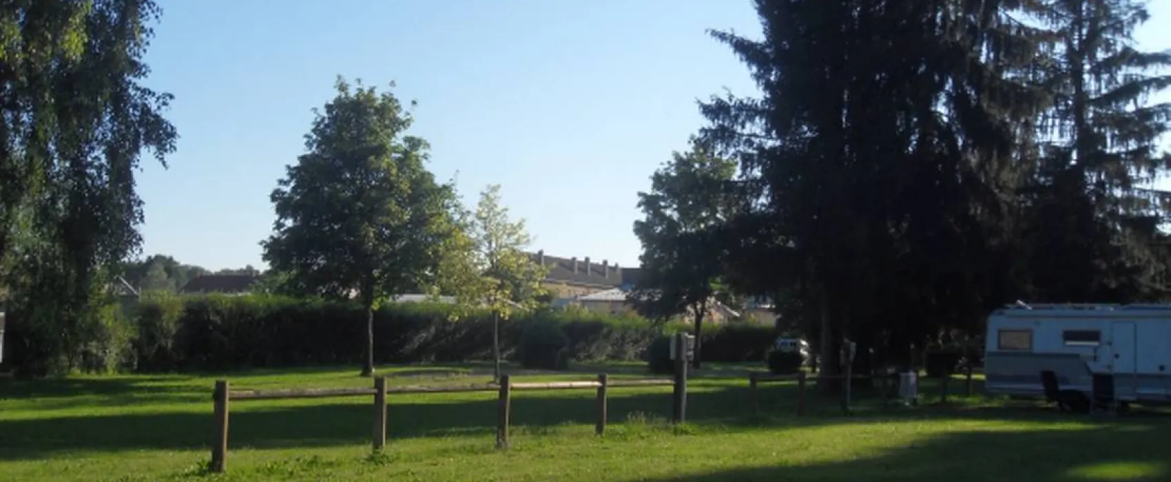 Camping Municipal Les Peupliers