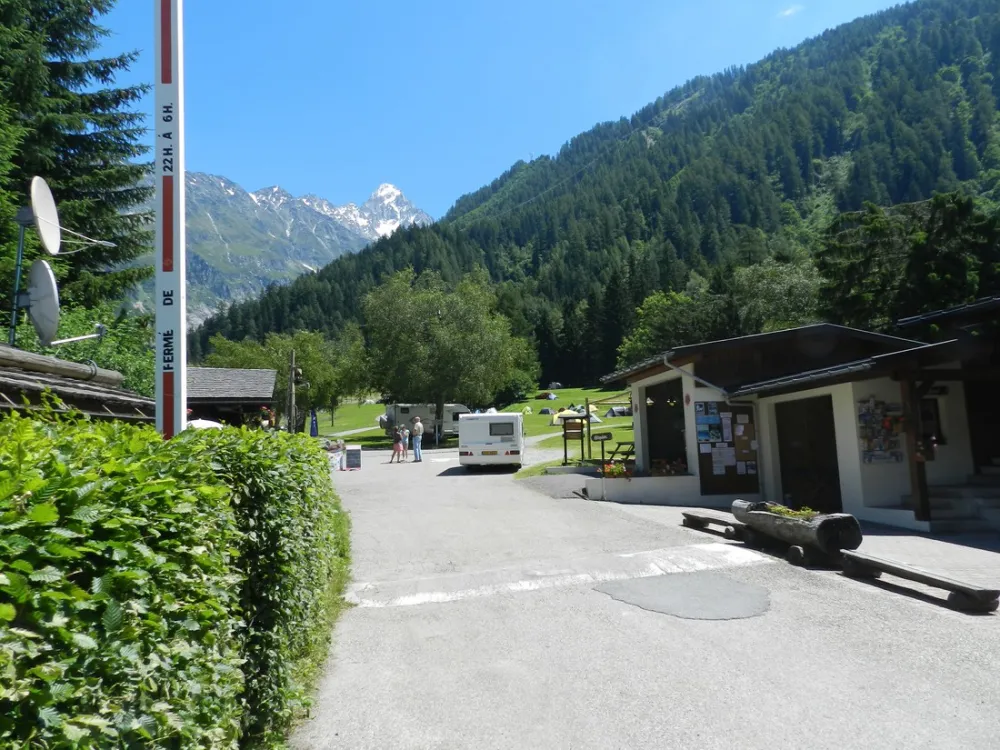 Camping Le Glacier D'argentieres