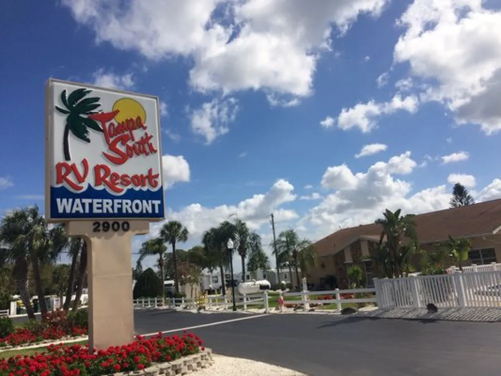 Tampa South RV Resort