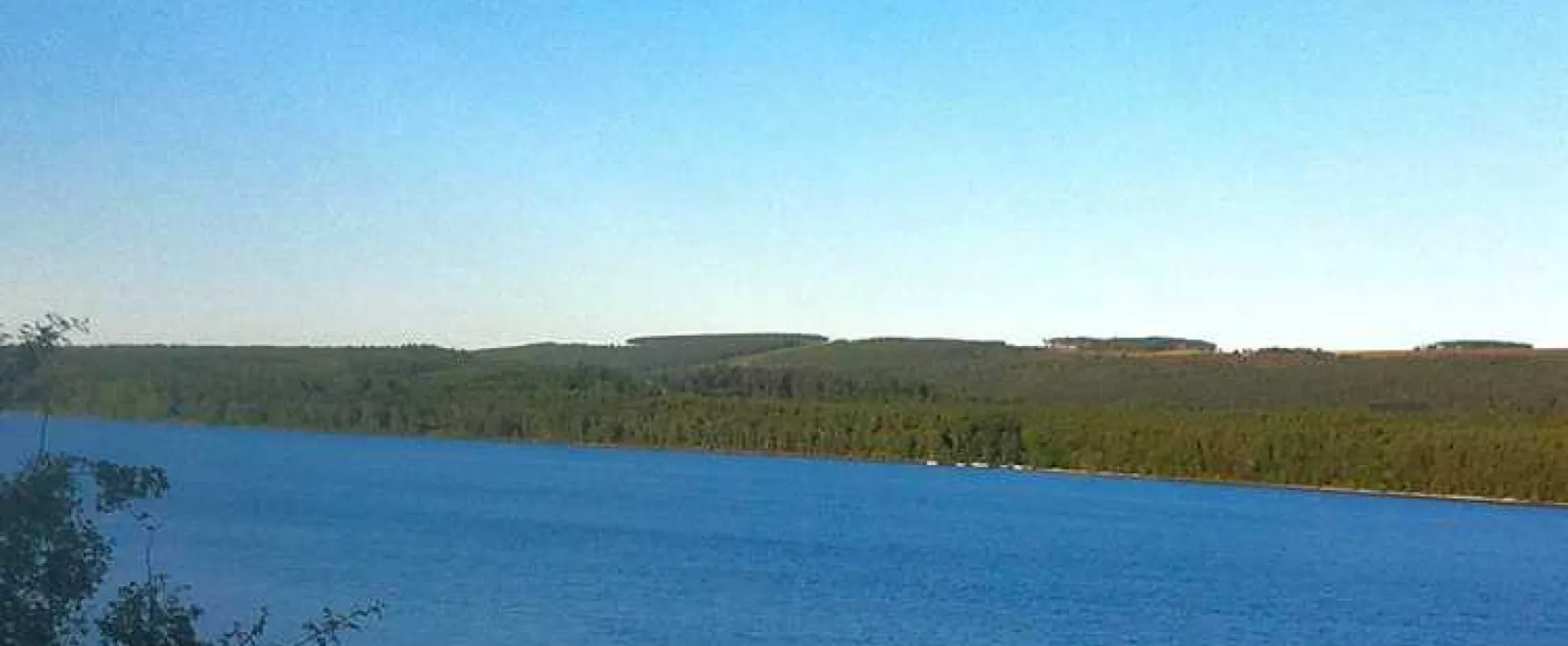 Riverside Chalet and Caravan Park