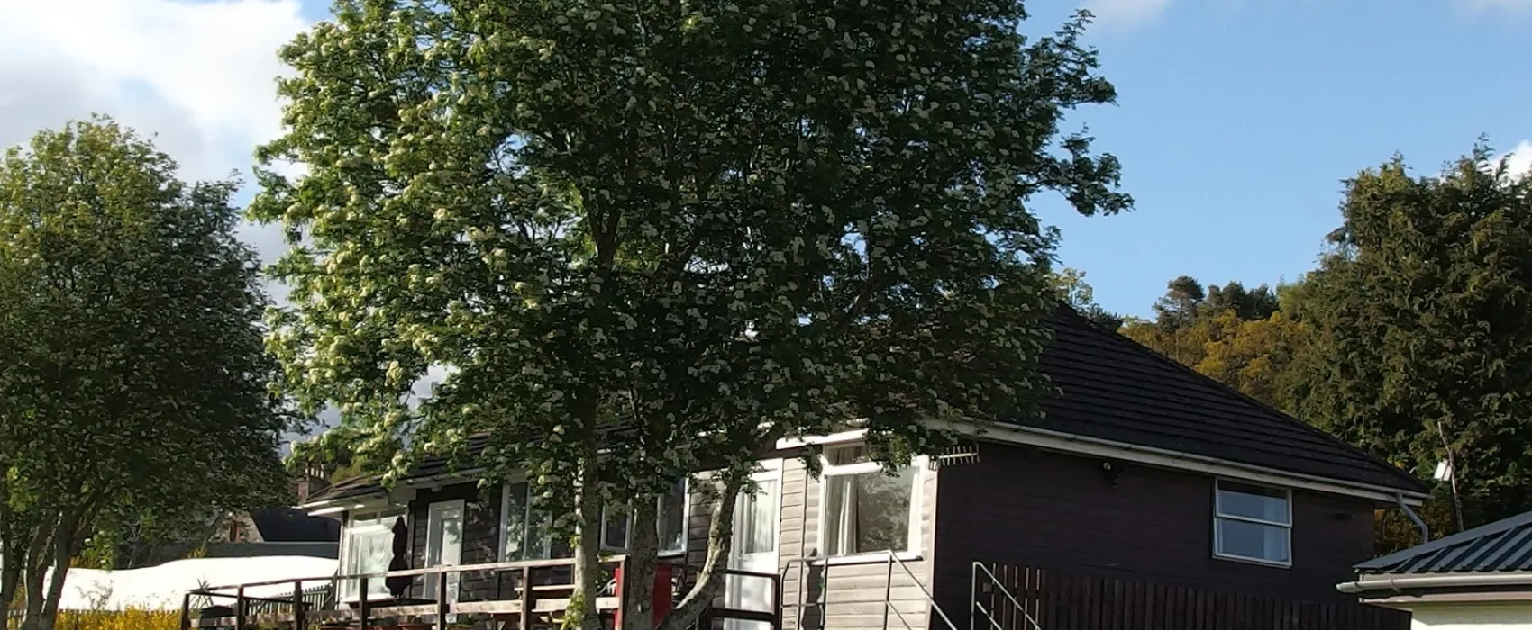 Riverside Chalet and Caravan Park