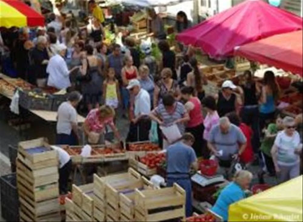 Flower Camping - Le Pontet  