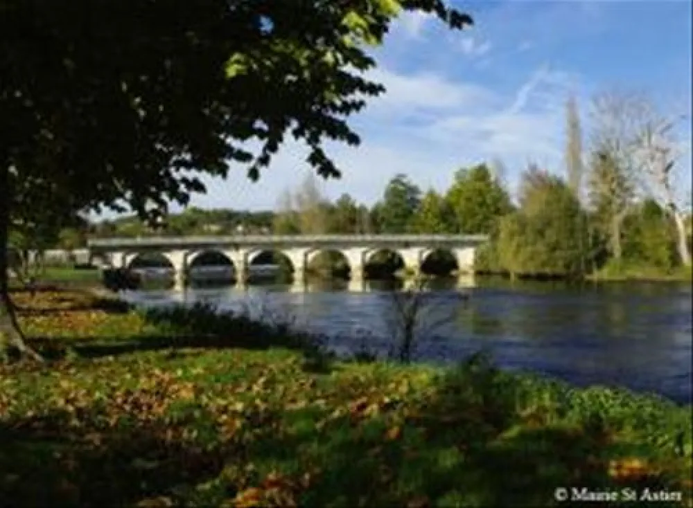 Flower Camping - Le Pontet  