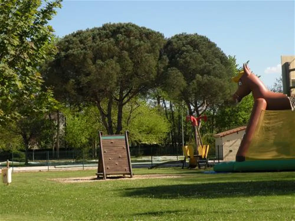 Flower Camping - Le Pontet  