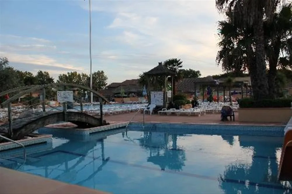 Village Club Camping Les Sablons  