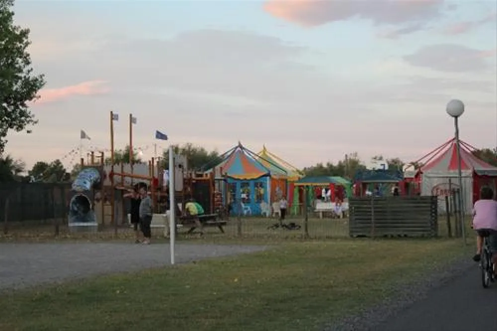 Village Club Camping Les Sablons  