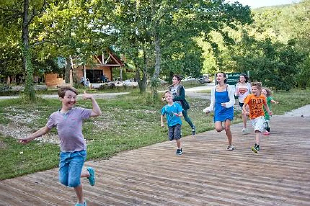 Camping Huttopia Dieulefit