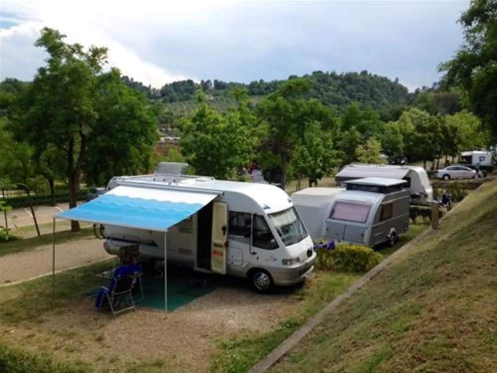 Campeggio Norcenni Girasole Club