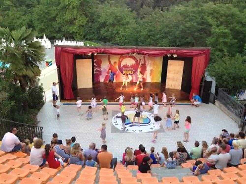 Campeggio Norcenni Girasole Club