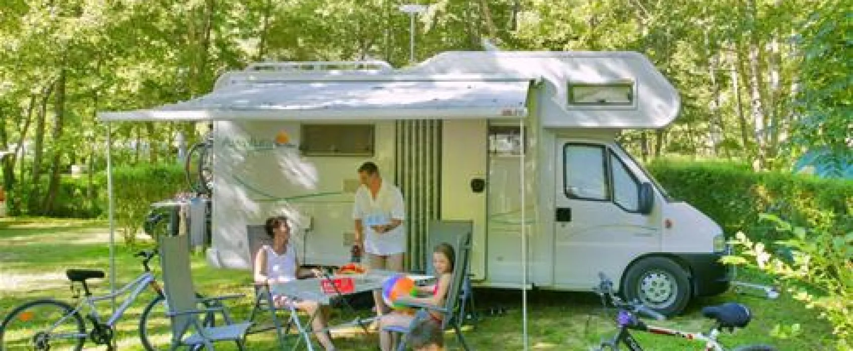 Camping Le Val De La Marquise