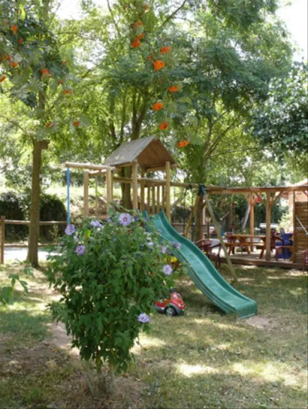 Camping Le Val Fleuri