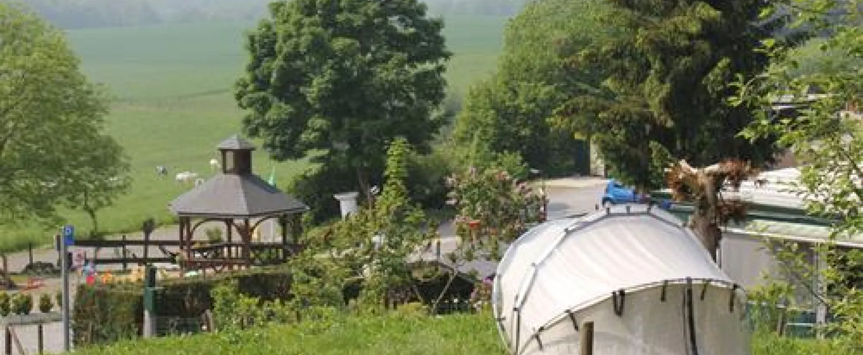 Camping de Durnal - Le Pommier Rustique