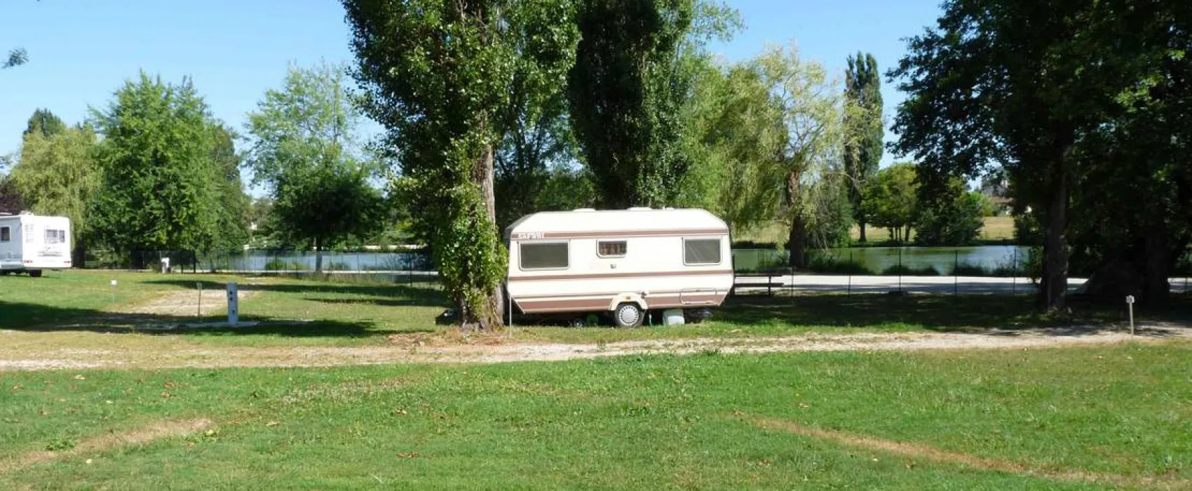 Camping Municipal De L'etang Titard