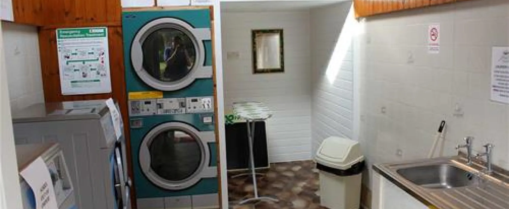 Riverside Caravan Park