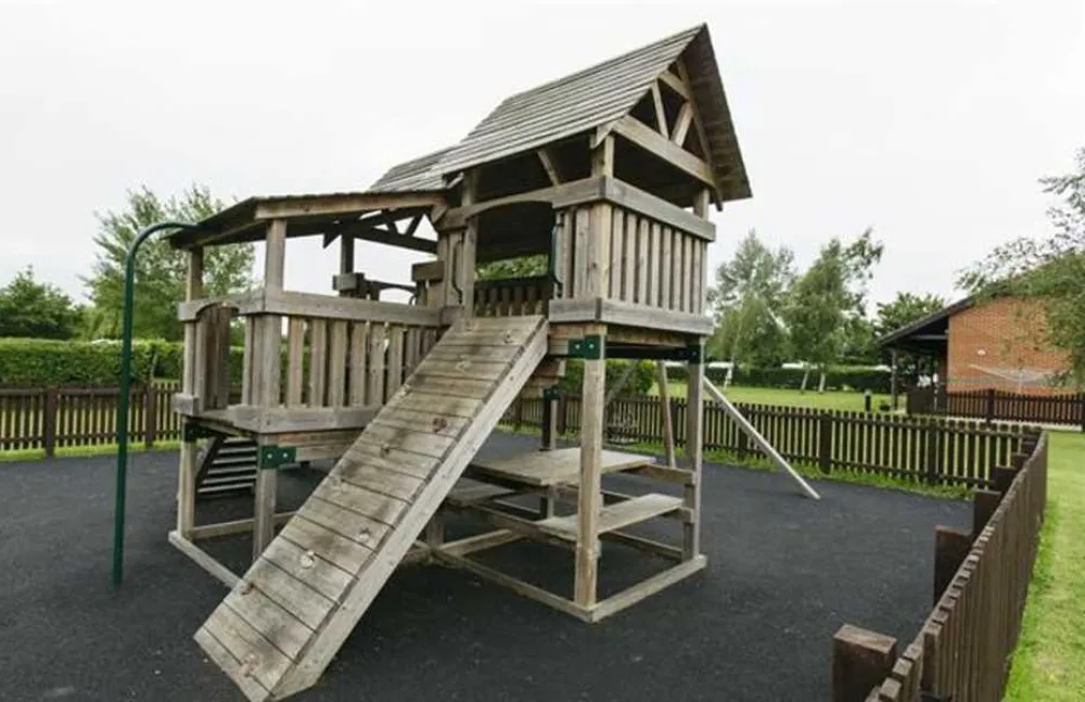 Devizes Camping and Caravanning Club Site